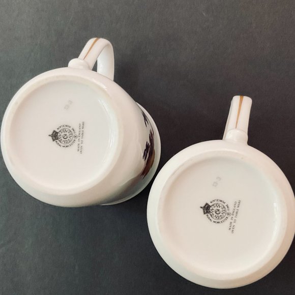 ROYAL WORCESTER "Evesham" Set of 2 Coffee Mugs EUC - Picture 5 of 9